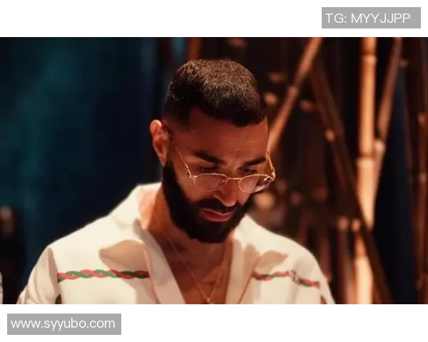 本泽马的传奇之路:从青涩少年到世界足球巨星的蜕变与荣耀 本泽马的传奇之路:从青涩少年到世界足球巨星的蜕变与荣耀